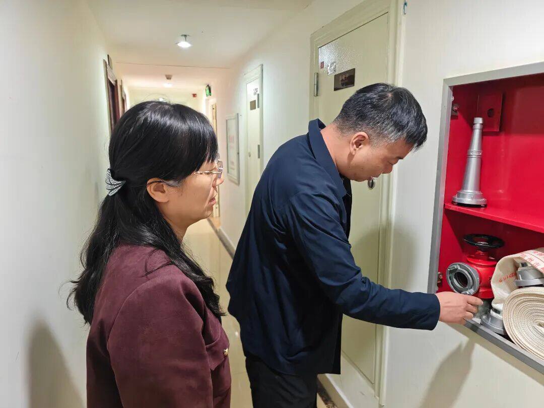 筑牢安全防线 | 捕鱼游戏平台
组织开展国庆、中秋节前安全检查工作 4.jpg